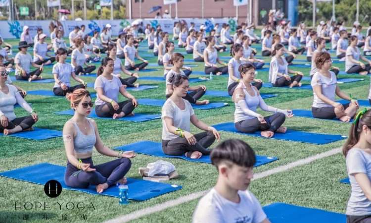 厚朴瑜伽国际瑜伽日活动