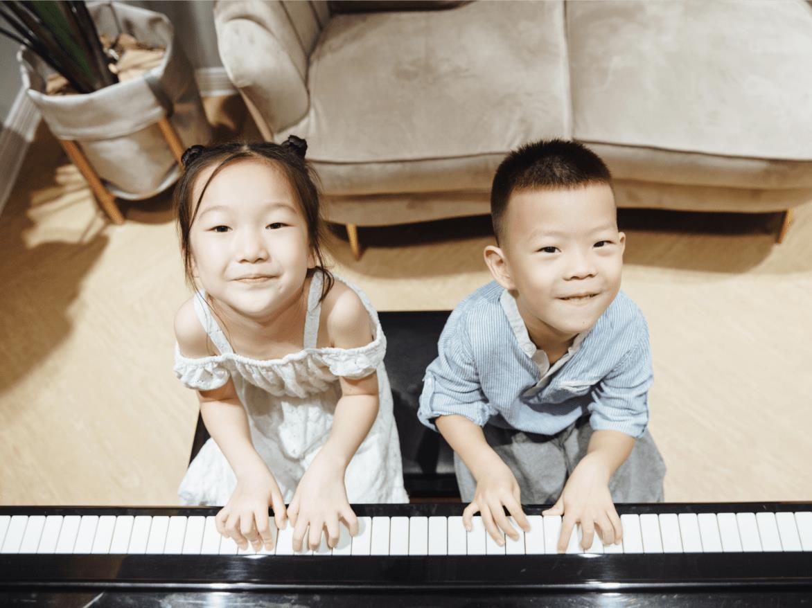 钢琴启蒙课(18月- 4岁)