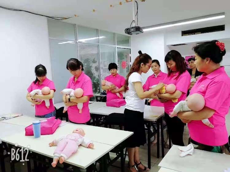 北京高级育婴师培训