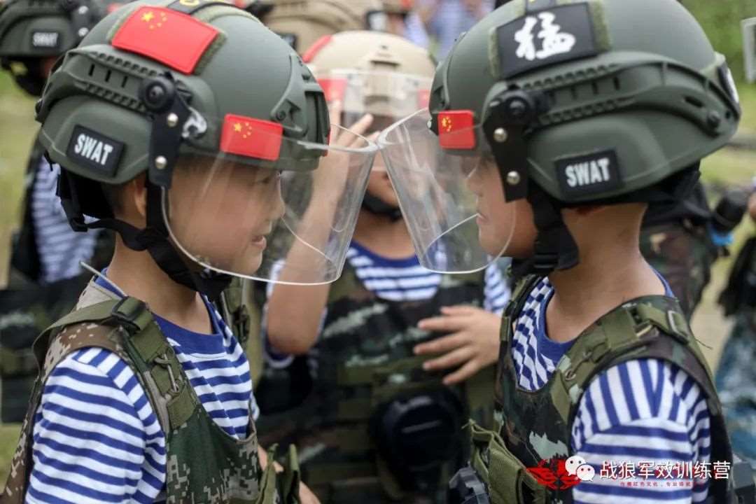 武汉中学生军事化夏令营
