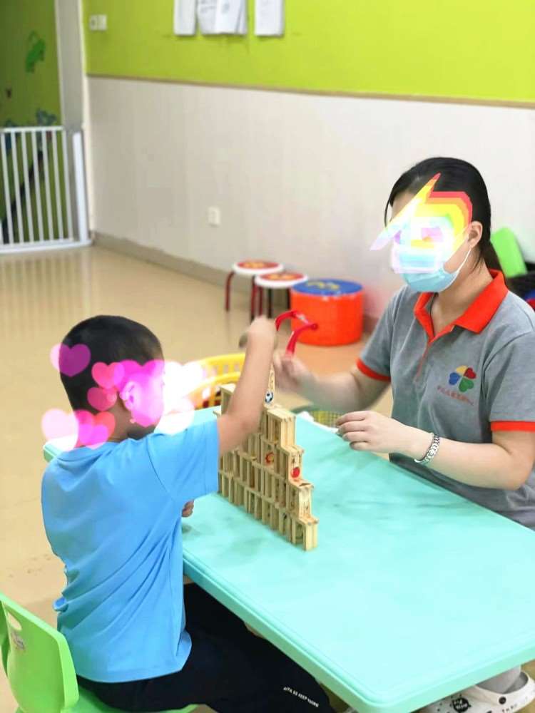 天津一对一自闭症儿童干预辅导