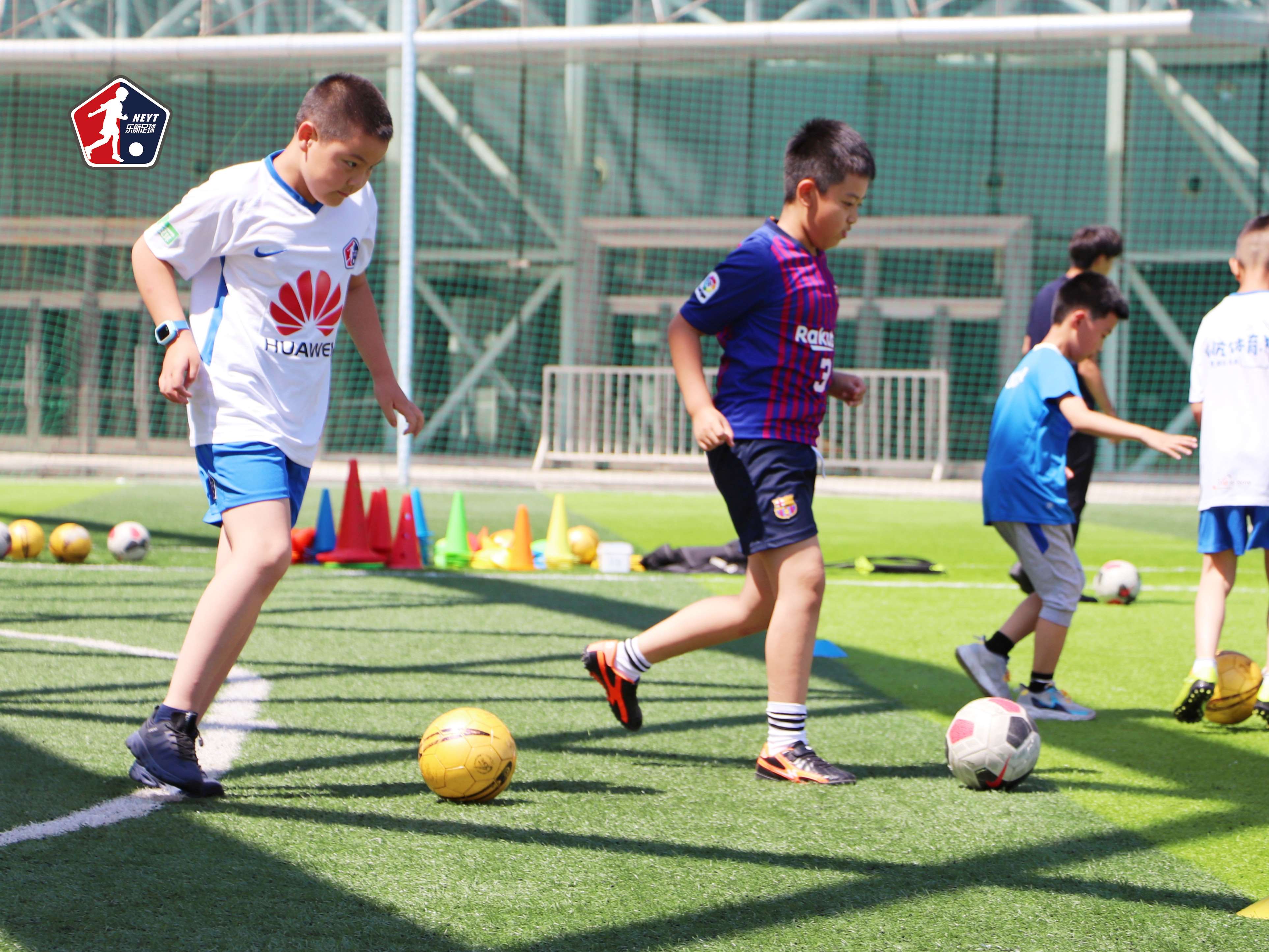 哈尔滨儿童足球培训班