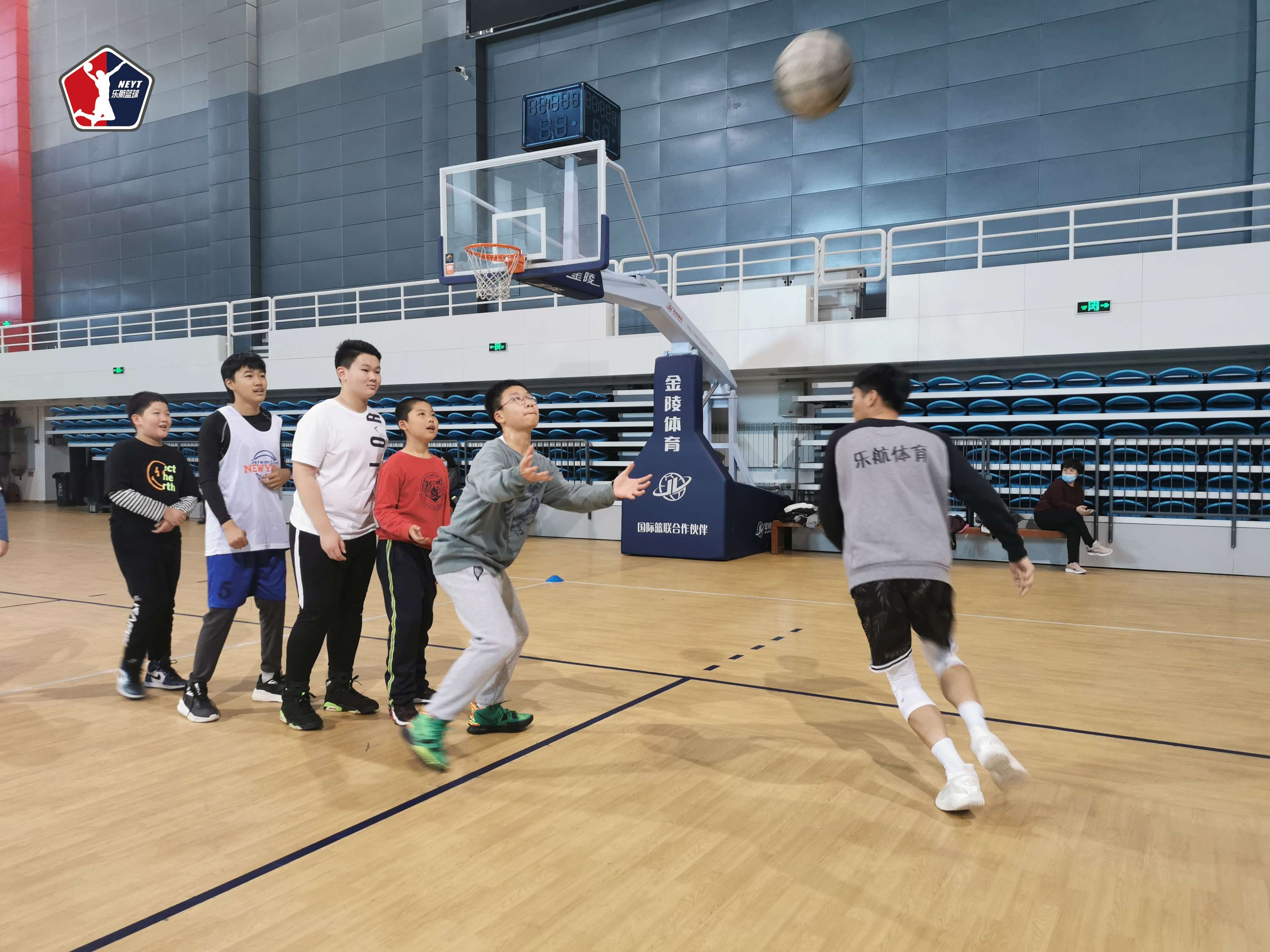 哈尔滨10-12岁畅想阳光篮球提高课