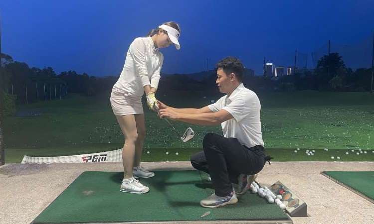 深圳儿童高尔夫球训练