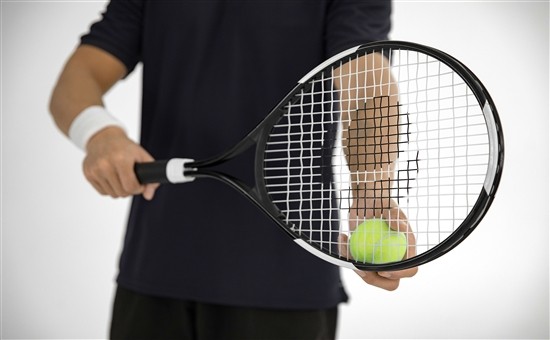 【网球】技术：刁钻发球，让你“一发致胜