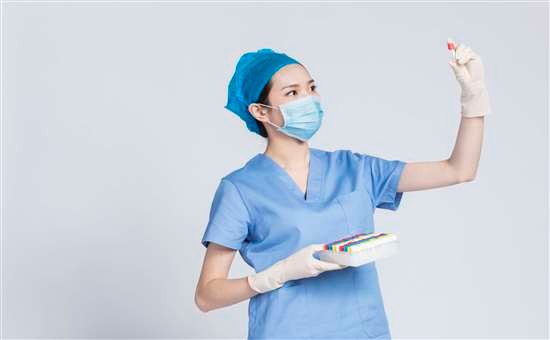 护士考试经验：护理学职称复习经验谈一次通过四门