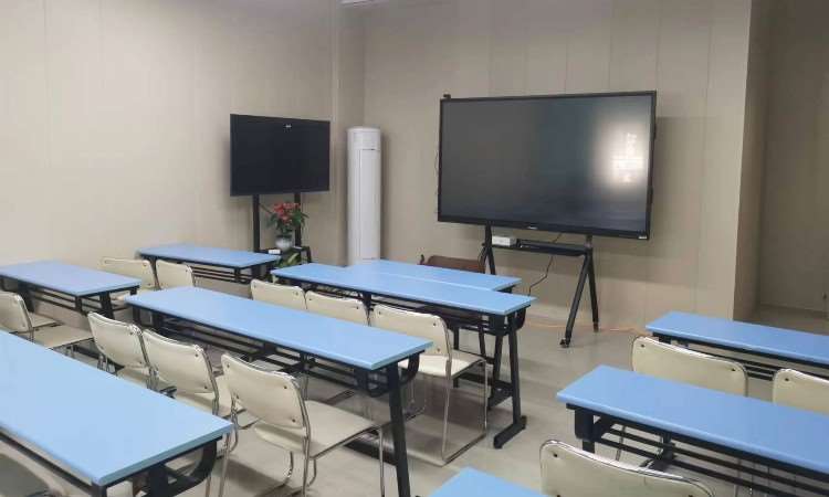 教室3