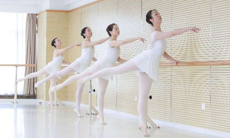芭蕾成人课堂
